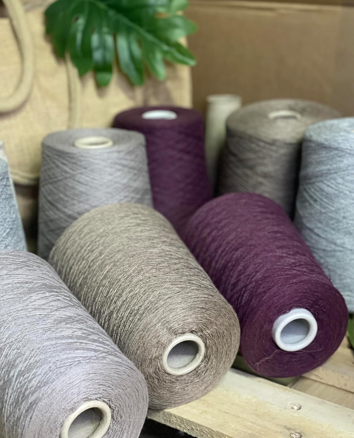 10% Silk, 10% Cashmere, 80% Merino Wool