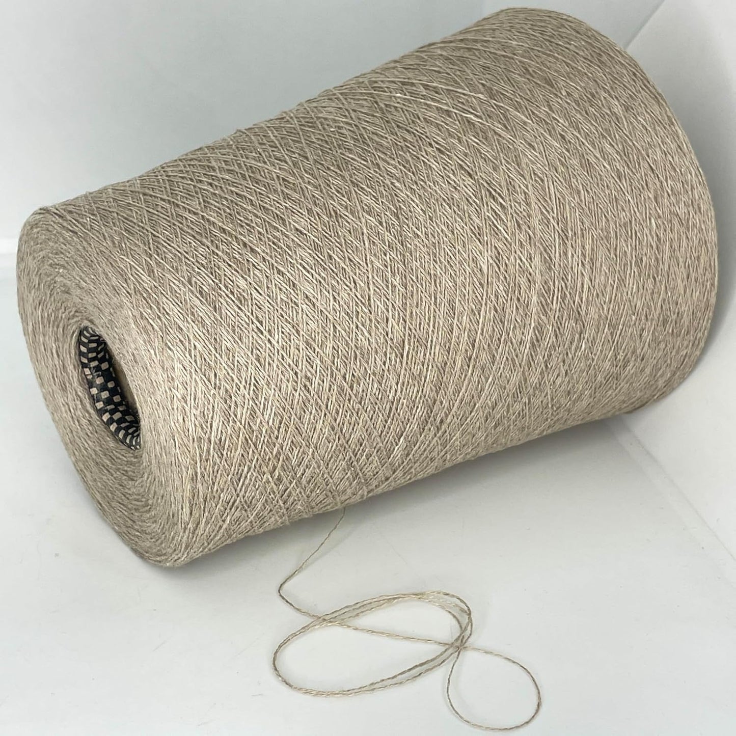 10% Cashmere, 20% Silk, 70% Merino Wool