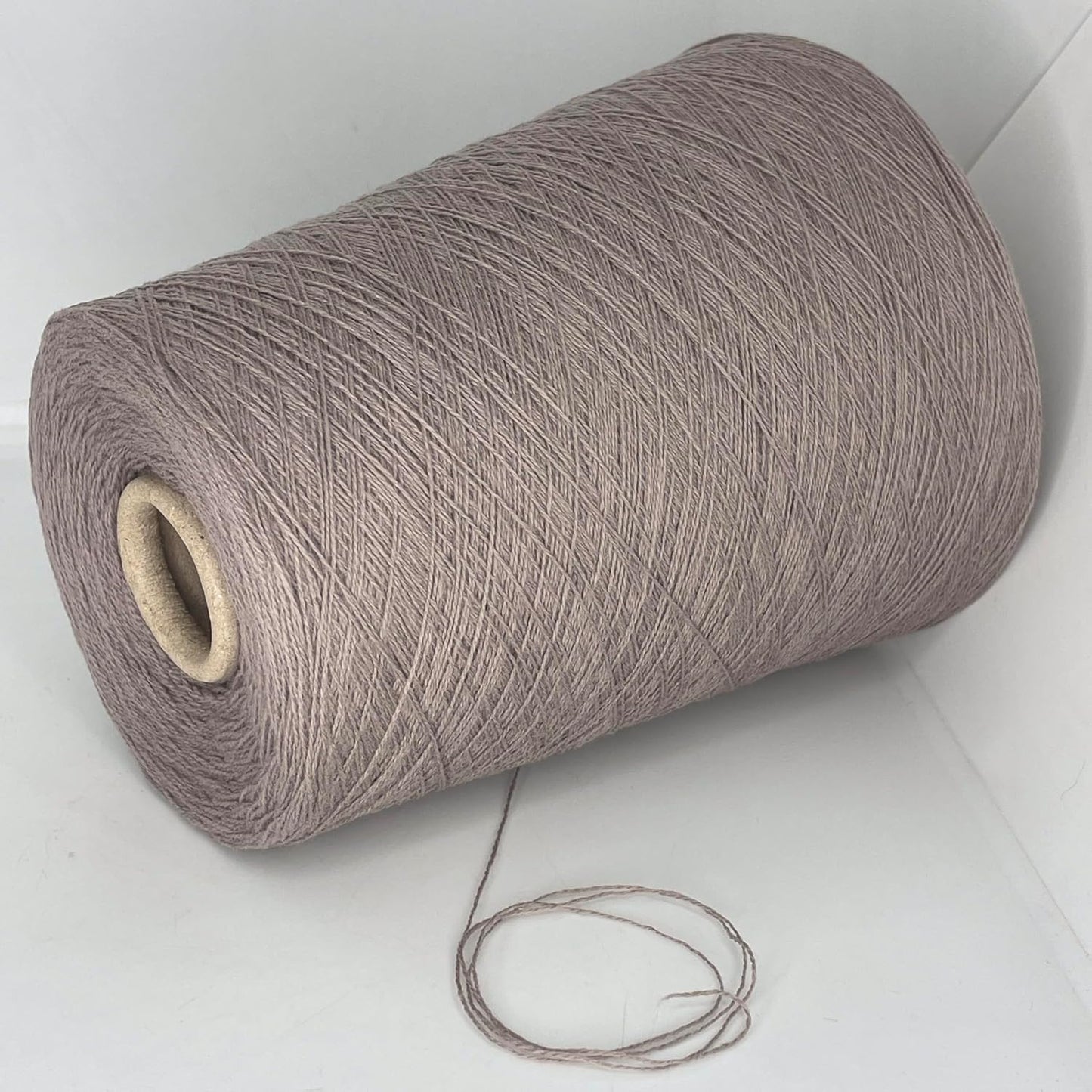 10% Silk, 10% Cashmere, 80% Merino Wool