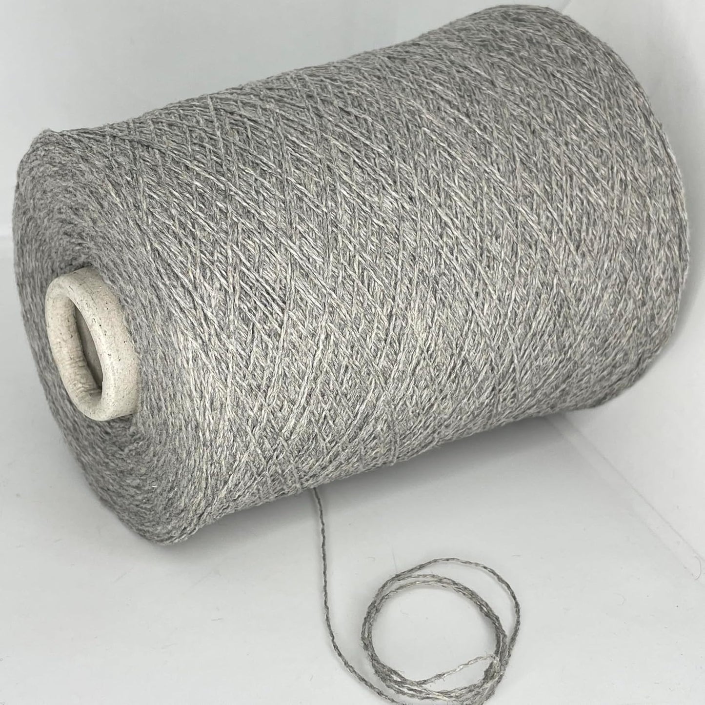 40% Baby Yak, 10% Cashmere, 30% Merino Wool, 20% Silk
