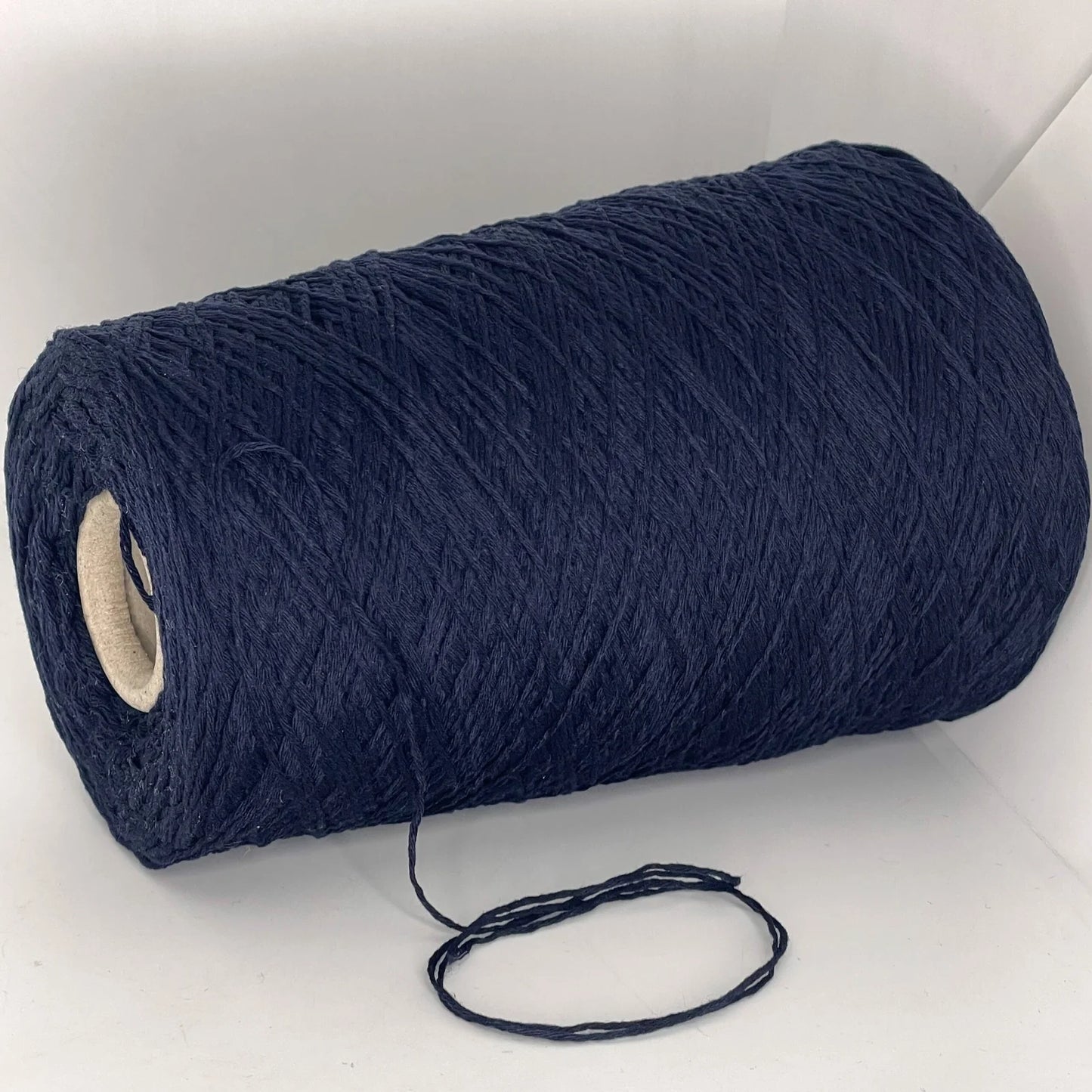 10% Cashmere, 90% Virgin Wool