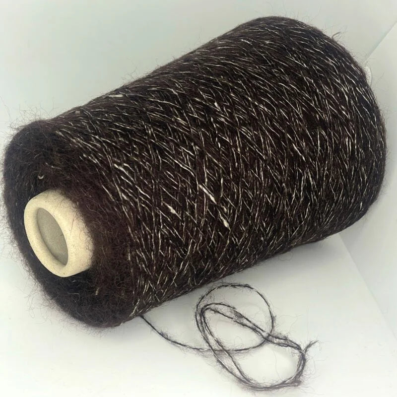 60% Kid Mohair, 30% Viscose, 10% Polyester
