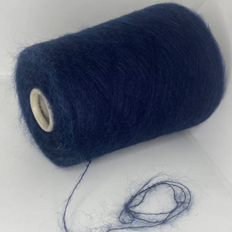 50% Kid Mohair, 50% Polyamide