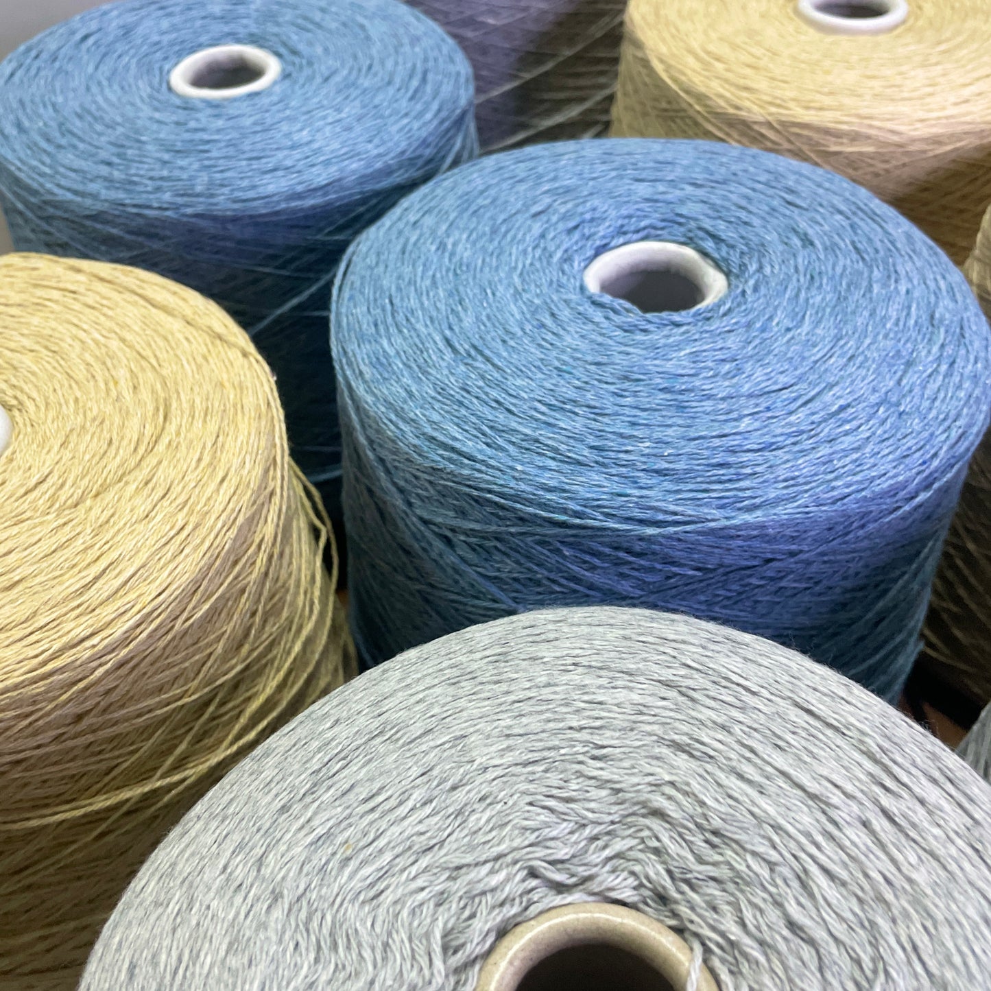 30% Silk, 70% Cashmere