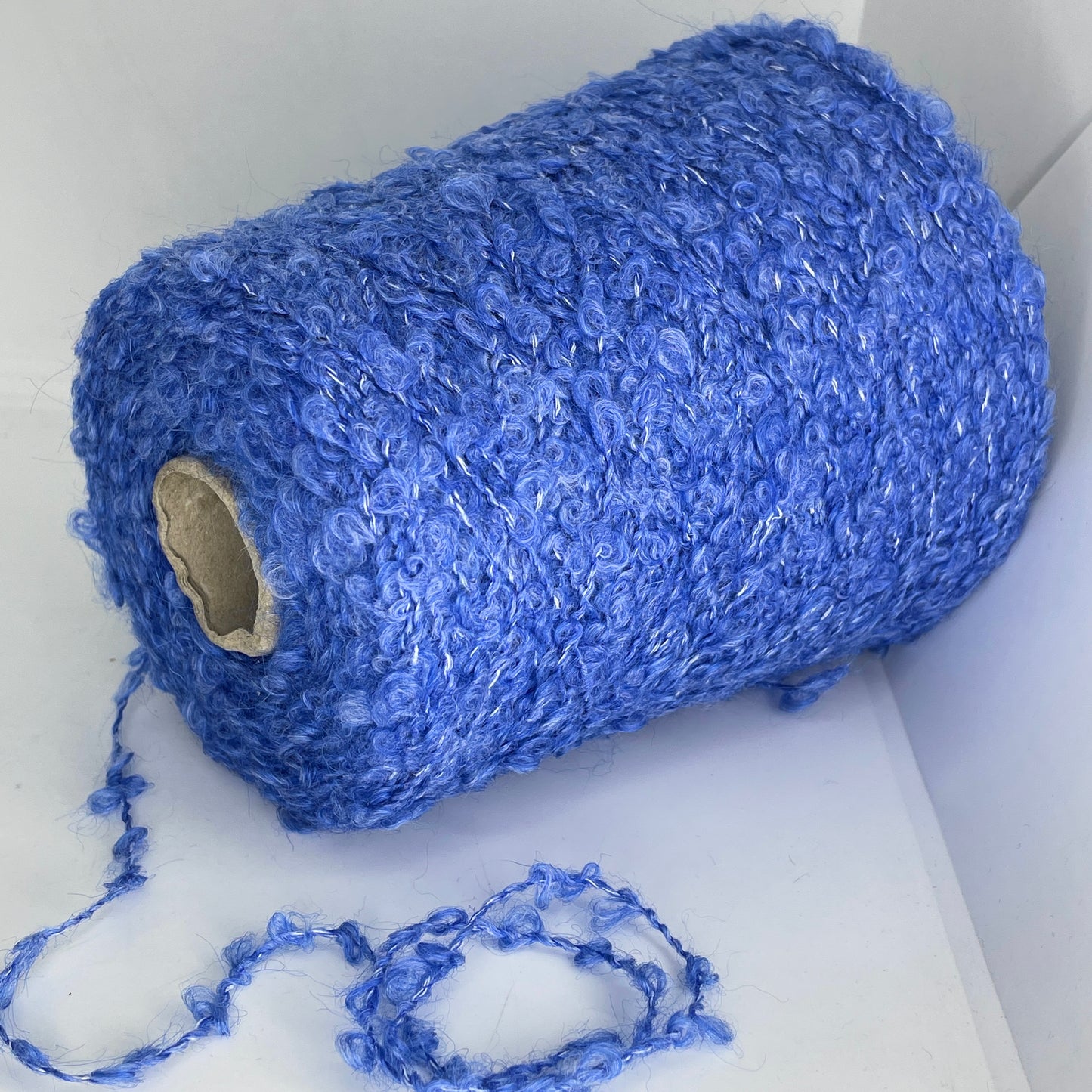 85% Merino Wool, 15% Acrylic