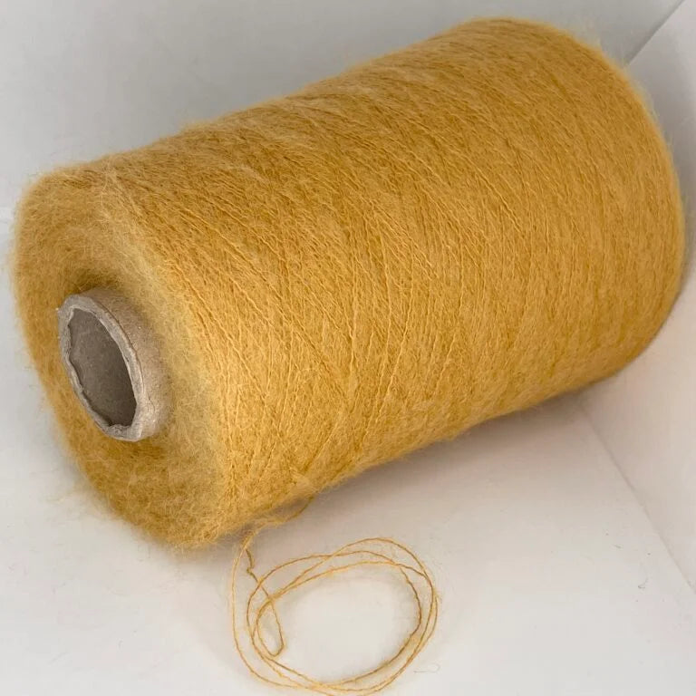 20% Baby Alpaca, 20% Kid Mohair, 60% Polyamide