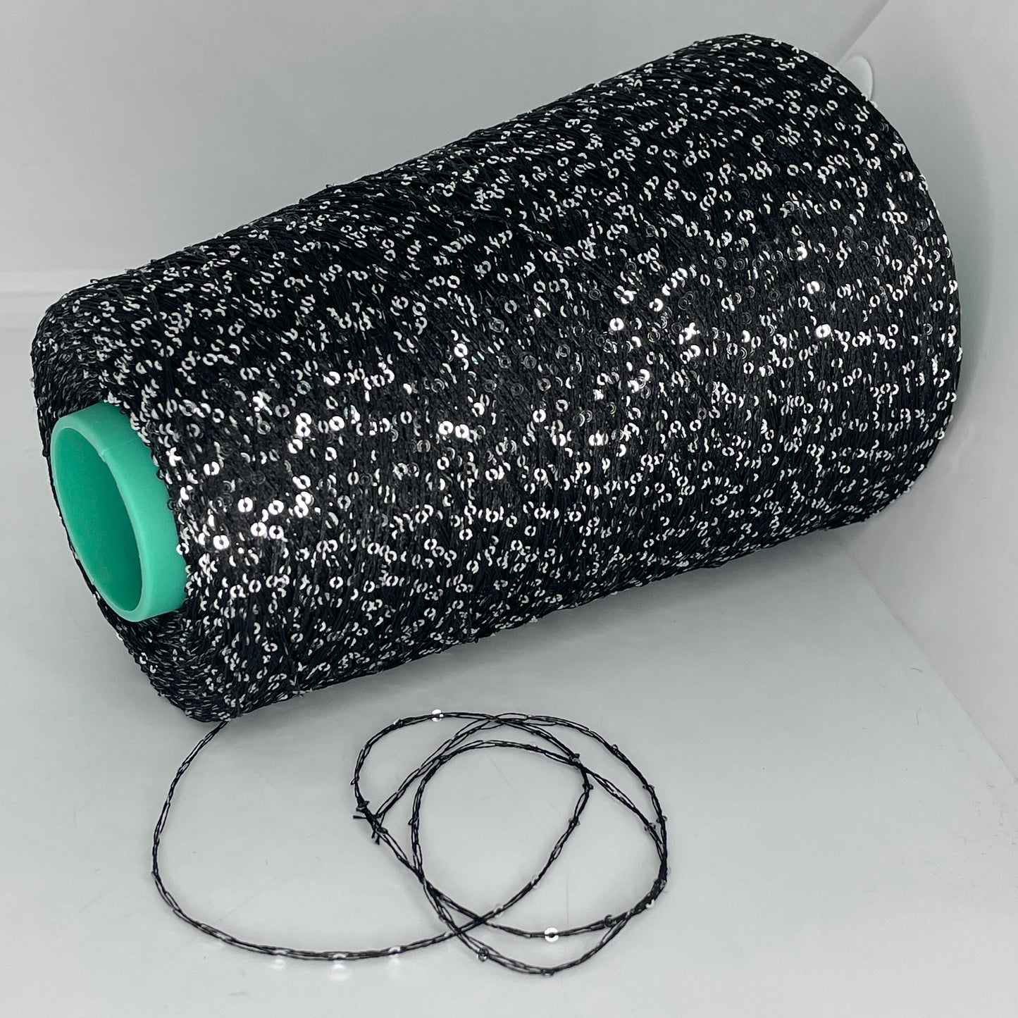 100% Polyamide (Sequin)