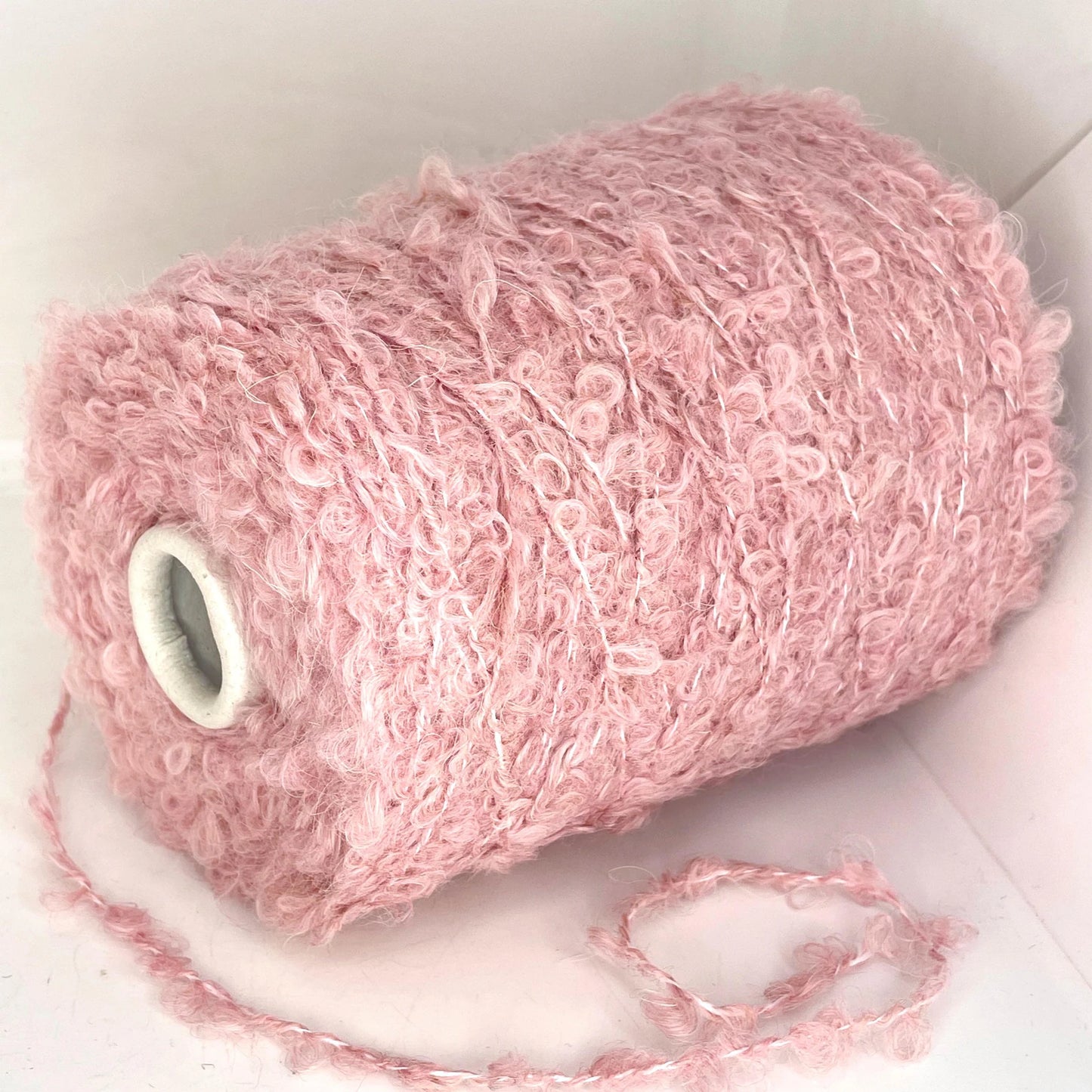30% Mohair, 22% Merino Wool, 34% Acrylic, 14% Polyester